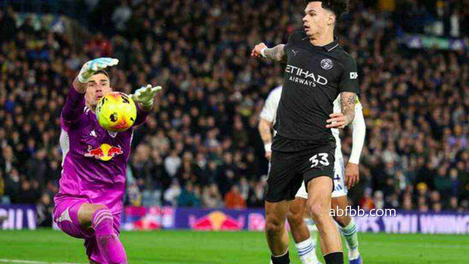 安博体育深度解析 - 1-0!新援一剑封喉 12.9亿豪门6连胜 争冠悬念归来|前二仅差2分