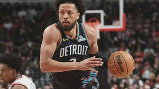 安博体育独家报道: 活塞5连胜稳居榜首！坎宁安轰18+9+13 单节7助攻率队狂飙44分